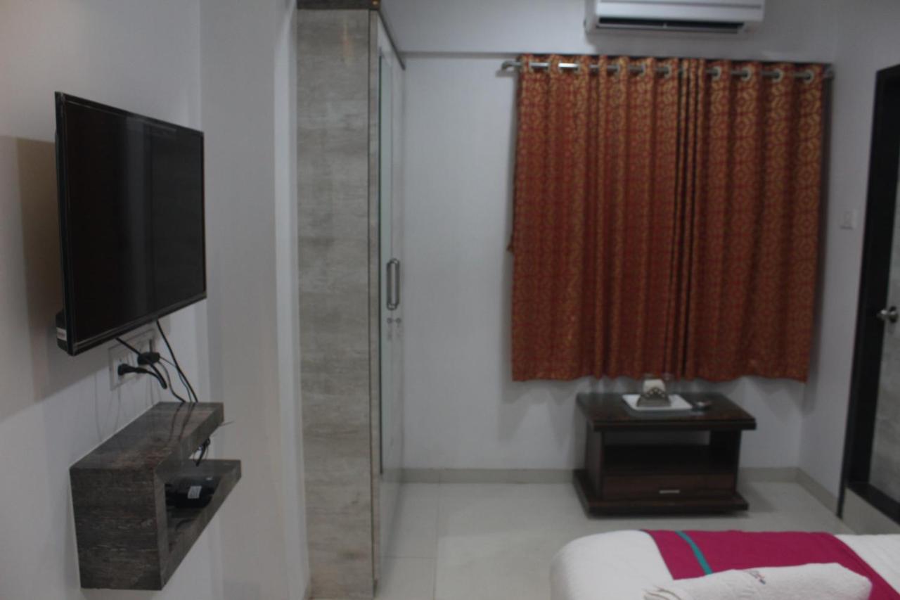 Hotel Park Inn Andheri West Мумбаи Экстерьер фото